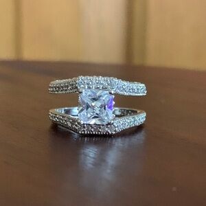 Ross-Simons 925 silver CZ ring size 5
